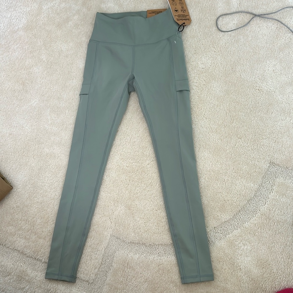 Brand new compression leggings